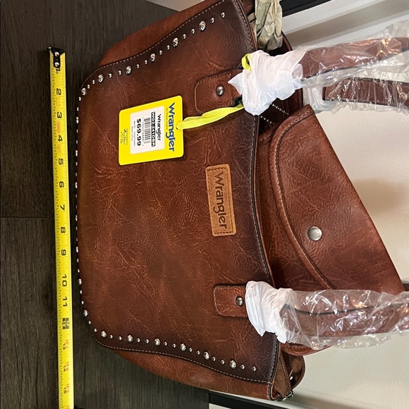 Wrangler Rich Brown Studded Shoulder Bag - Picture 6 of 8